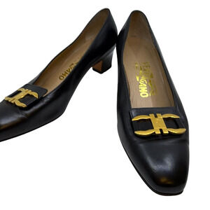 Salvatore Ferragamo Gancini Black Leather 6 D Pump
